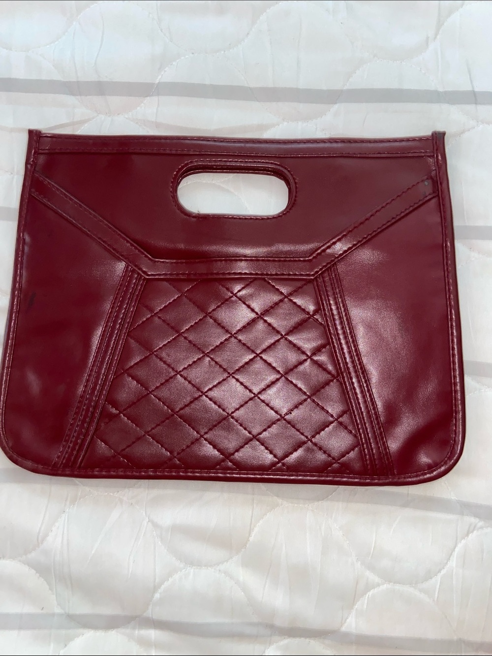 VTG BURGUNDY TOP HANDLE CLUTCH PURSE Made in Taiwan Structured & Sleek Design